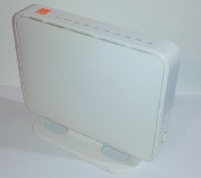 File:Hg532s-case front.jpg