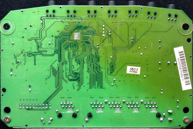 File:Netgear-WGR614v4-Board-Bottom.jpg
