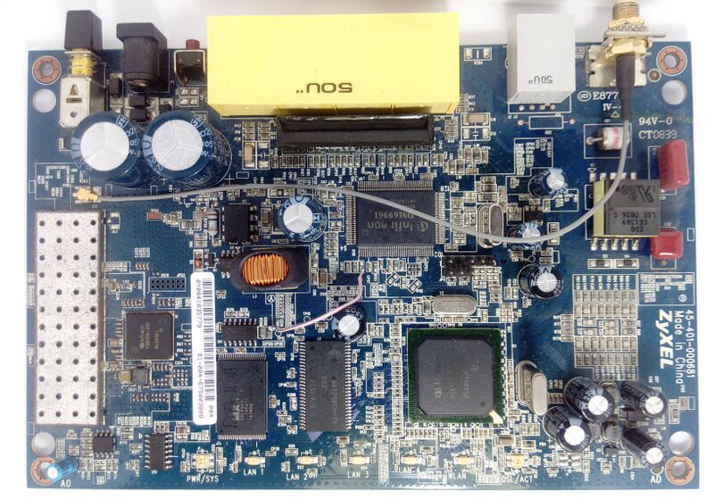 File:P660hwd1-board top.jpg